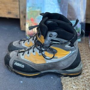 Asolo Gray and Yellow Trail-Ready Hiking Boots NO Size Tag *